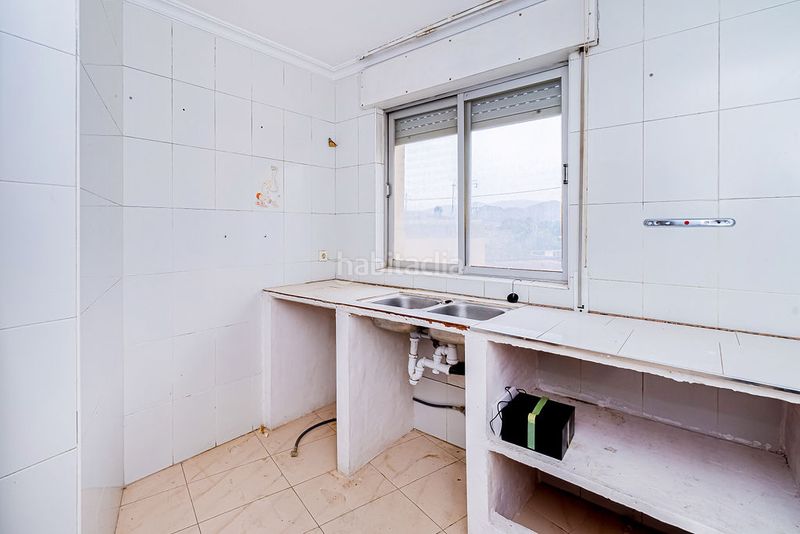 Foto c1160d33-d531-4bfc-ae47-7953f37f60dd. Apartamento en amadeo vives en Centro Elda