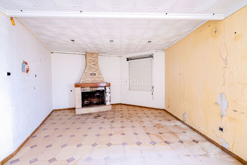 Foto fd755dfe-6abc-4f12-85a5-7dcd5eb3e9c2. Apartamento en amadeo vives en Centro Elda