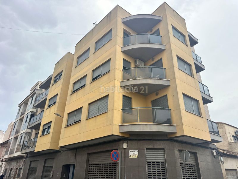 Foto be6693ce-e588-45d1-8bcf-314c39da433c. Flat in calle camino de catral in Almoradí