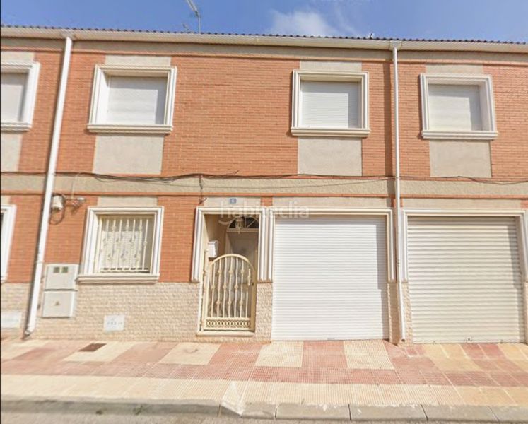 Foto a16ddafb-6463-4f32-8d86-21c4b35a0a99. Casa a Sax