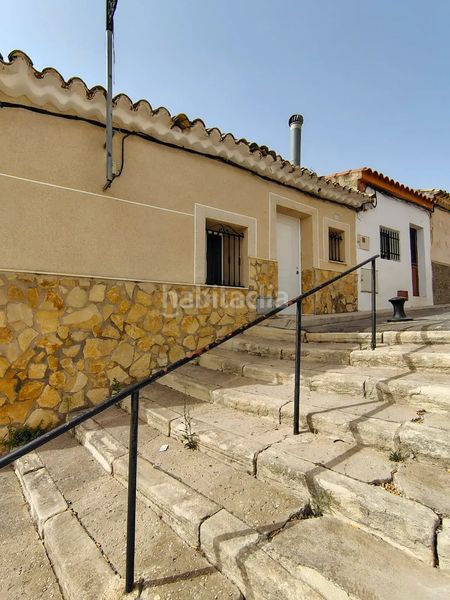 Foto 0ea2c626-0c5f-43a2-ac0b-9fd2540e60e5. Casa a cl miguel de unamuno 34el pinos / Pinoso (alicante) a Pinoso