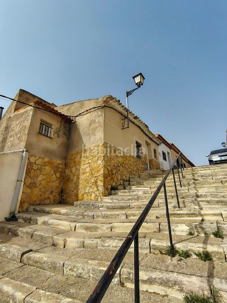 Foto d48b09a7-da02-441c-8a87-6113259c9ddf. Casa a cl miguel de unamuno 34el pinos / Pinoso (alicante) a Pinoso