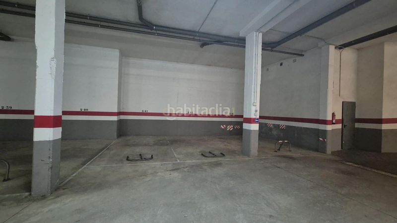 Foto 277ac222-d740-4736-a4aa-4b2dc9f05471. Posto auto in carrer de barcelona in Playa Muchavista Campello (el)