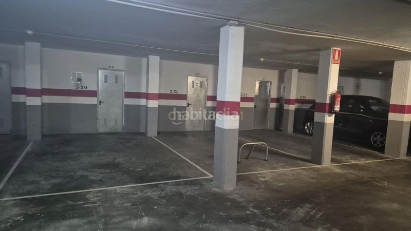 Foto 3067b8d7-d784-4280-8127-2a312d065710. Posto auto in carrer de barcelona in Playa Muchavista Campello (el)