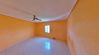 Apartment in Carrer Ginés García Esquitino, 93, Elx, Spain 93