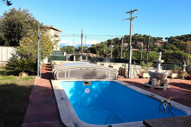 Foto 885f7ec9-2c92-4fa2-afbf-052b0fc6c4d5. Xalet a Vilanova del Vallès