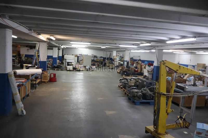 Foto 54b8d5d9-5db6-434a-9de5-7b7ffb082ab5. Nau industrial a Eixample Mataró