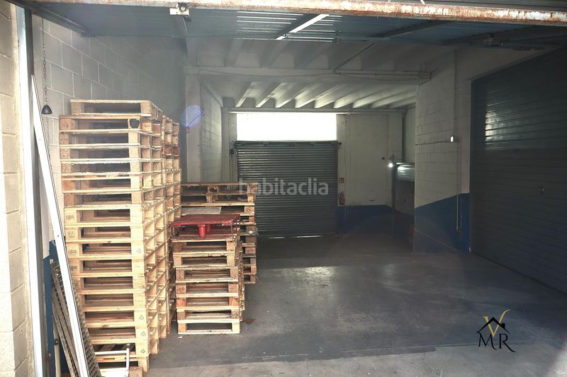 Foto 9202e434-e6e5-49ec-8b7b-e96f9224ada3. Nau industrial a Eixample Mataró