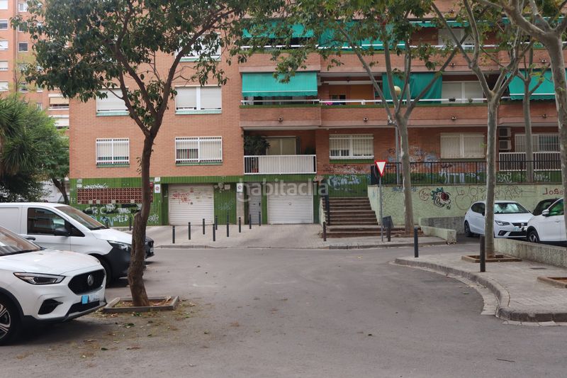 Foto 1e8722fe-fe5a-42fc-9ed3-809e6da84256. Aparcament cotxe a Lloreda Badalona
