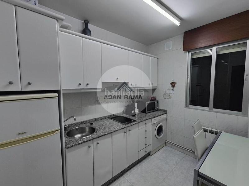 Foto b7e046a8-2af9-4c6e-a0eb-fcf715602c1d. Appartement dans Zona Fernández Labreda Pontevedra
