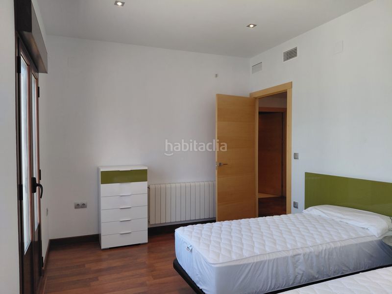 Foto 9544d6e7-40b1-433d-8bb5-9ce581ed72a5. Casa aparellada amb calefacció aparcament a Fuente de Cantos