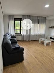 Location Appartement  Plaza de burgos. Piso para estudiantes en plaza de burgos