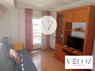 Location Appartement  Calle nieto bonal. Piso solo para estudiantes