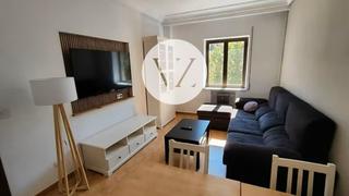Location Appartement  C. de la marquesa de almarza. Piso recién reformado para estudiantes junto a gran vía
