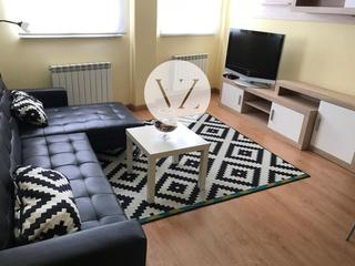Location Appartement  Teso del castillo. Se alquila bajo en cabrerizos