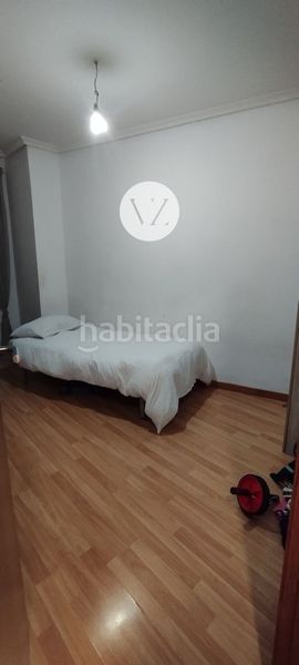 Foto 4d41243e-9edc-4edc-8c24-f558595d9700. Pis amb calefacció aparcament a Castellanos de Moriscos