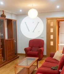 Flat in Calle Poeta Jesús Rasueros