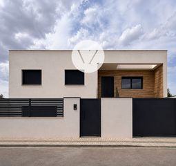 Chalet  Palencia. Chalet independiente en villares de la reina
