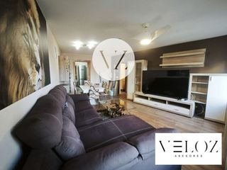 Flat  Calle gómez arias. Piso reformado a estrenar junto a calle gran capitán!