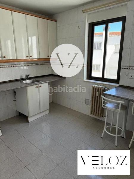 Foto 1410d61c-8696-4f25-a024-938610c9a7fc. Piso gran oportunidad en paseo Carmelitas en Carmelitas Salamanca