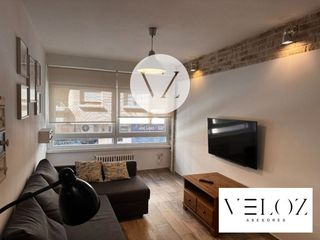 Location Appartement  Calle valencia. Excelente piso en alquiler amueblado y garaje!