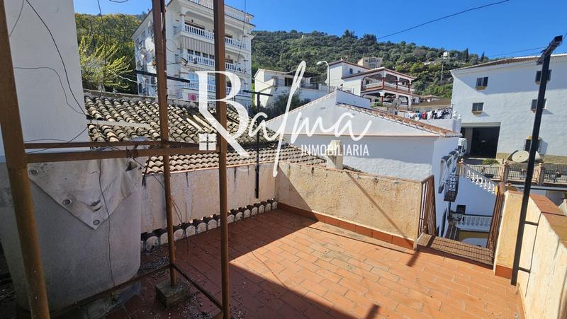 Foto 5028bb81-38bc-401d-bd91-da7fafb18f41. Semi detached house in Sayalonga