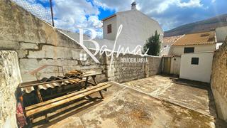 Casa adossada a Alfarnate. En alfarnate, la alta axarquía