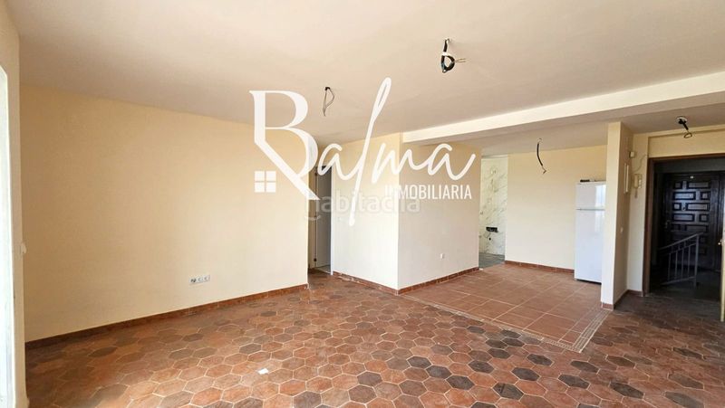 Foto 60a10b6a-a0e2-41b8-a8c5-b7a9c18a8458. Pis amb aparcament a los jardines de Marbella - la ermita Marbella