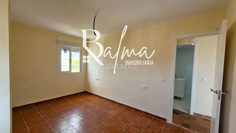 Foto d0c1a097-fe51-431e-9f2c-a3ae33b08e85. Pis amb aparcament a los jardines de Marbella - la ermita Marbella