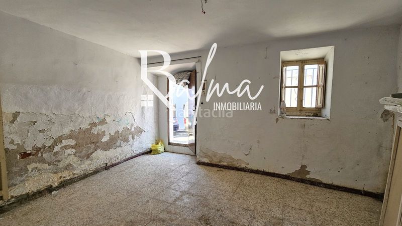 Foto ca83a257-a578-4b73-82c7-ab9e255e79b2. Casa adossada a Alfarnate