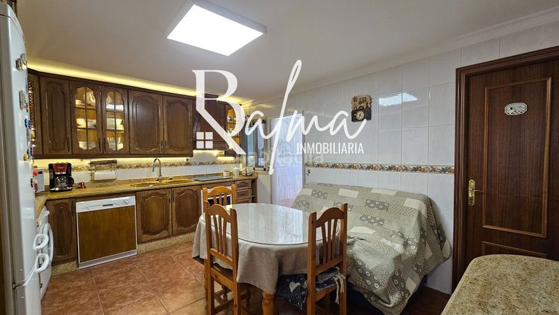 Foto 20485d2e-4512-48ba-a8ed-685fd2f60f24. Casa adossada a San Cristóbal Ronda