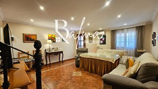 Casa adossada a San Cristóbal