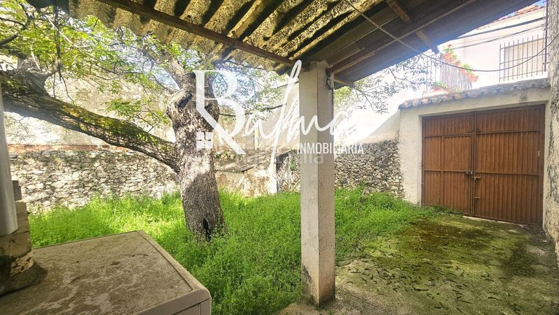 Foto 74a1a0df-0f47-4882-b1f8-054830e1e949. Casa adossada a Alfarnatejo