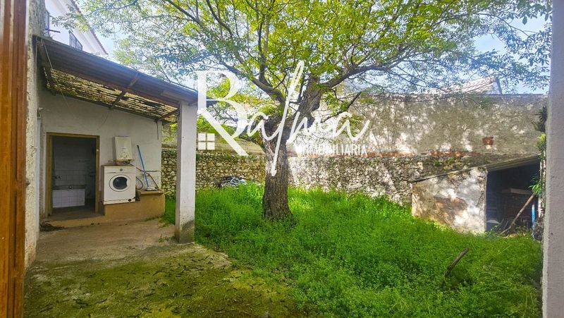 Foto 9f07c3f3-3f47-4685-abf6-736fe3953a60. Casa adossada a Alfarnatejo