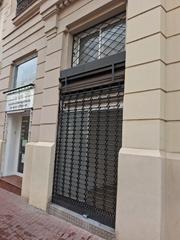 Business premise in Avinguda de Mistral 71