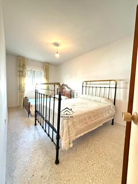 Foto 552bff33-4b84-4c2d-b304-e4146f6bbc22. Casa se vende casa con cochera en Malpartida de Cáceres