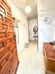 Casa  La canada. Se vende casa con cochera en malpartida de cáceres