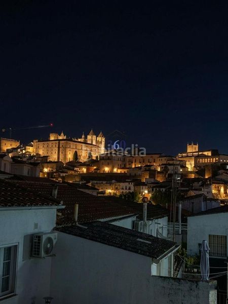 Foto a354c747-6d66-4574-b557-b20e7a6cd658. Casa se vende casa en fuente rocha , en Casco Antiguo Cáceres