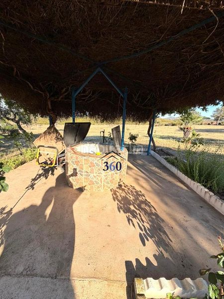 Foto a264472a-14de-45b0-b9eb-1ab95266508c. Masia amb aparcament piscina a La Cañada - Aldea Moret Cáceres