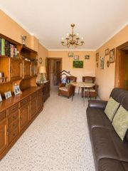 Piano terra  Juan xxiii. Piso para reformar en el perú, cáceres
