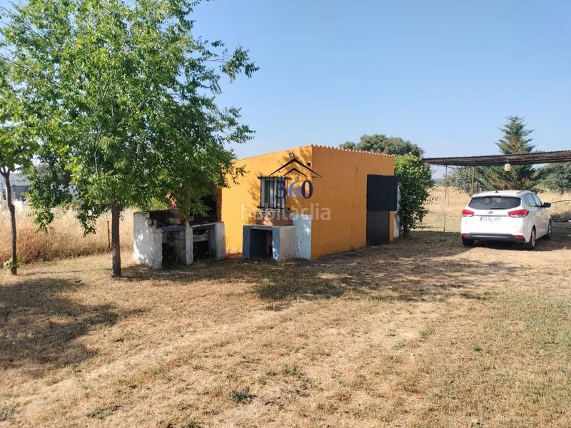 Foto 1c8628bf-bdfa-4c5f-8591-392078bf5105. Masía se vende campo a 30 minutos de cáceres en Alcuéscar