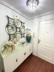 Appartement  Molineta. Se vende piso en almendralejo  zona santiago