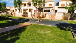 Chalet en Punta Umbra. Espectacular chalet con piscinas
