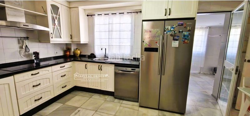 Foto 40cd0604-06c0-47bc-b7f4-cdb53af6e87b. Xalet amb xemeneia aparcament piscina a El Portil