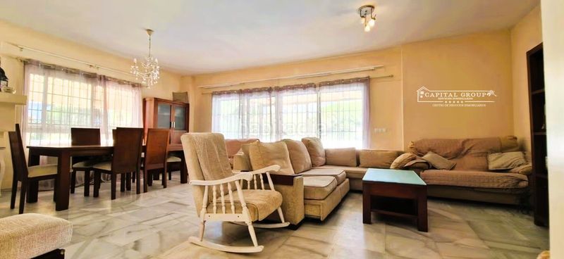 Foto 52f5f39c-7379-44a7-a154-d9ab34923636. Xalet amb xemeneia aparcament piscina a El Portil