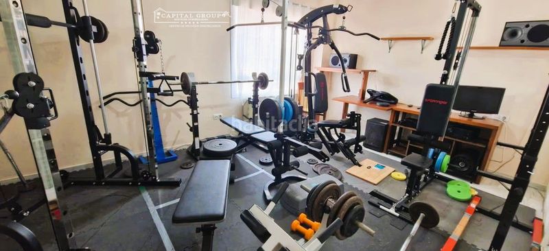 Foto fd1c1849-56ed-4eb8-ad84-6dbce2540c9f. Xalet amb xemeneia aparcament piscina a El Portil