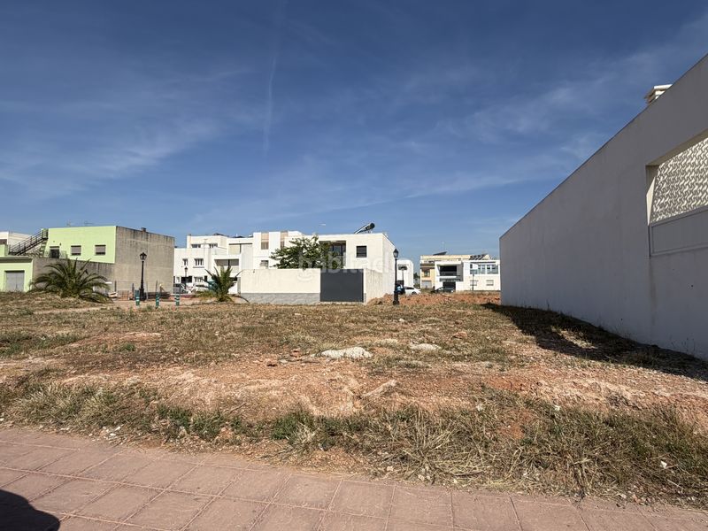 Foto d70b733a-4ae1-445b-9794-a2e8966402ab. Finca rústica a Rafelbunyol