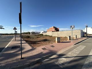 Residential Plot  Rafelbuñol-rafelbunyol - av soc. musical la primitiva. Solar urbano 110 m2 esquinero en sector 4 cerca parque de la sen