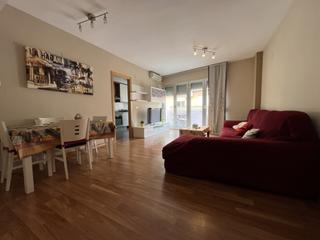 Miete Etagenwohnung  Rafelbuñol-rafelbunyol - carrer rei en jaume. Gran oportunidad de alquiler! descubre este fantástico piso tota