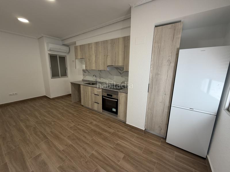 Foto 381267b4-74ea-4bc1-a982-eb1003a524c7. Miete etagenwohnung in Rafelbunyol